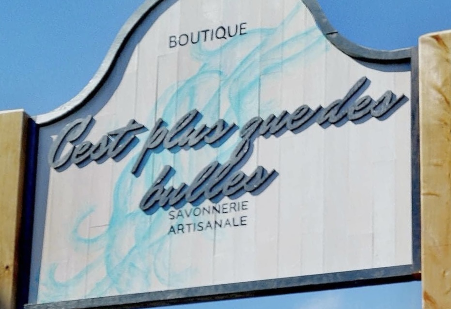 C’est plus que des bulles | 291 QC-138, Les Escoumins, QC G0T 1K0, Canada | Phone: (418) 233-2066