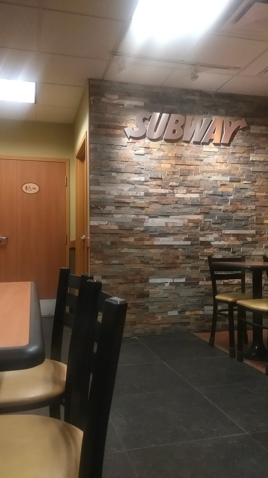 Restaurant SUBWAY | 110 Rue Georges, Gatineau, QC J8M 1A2, Canada | Phone: (819) 617-0666