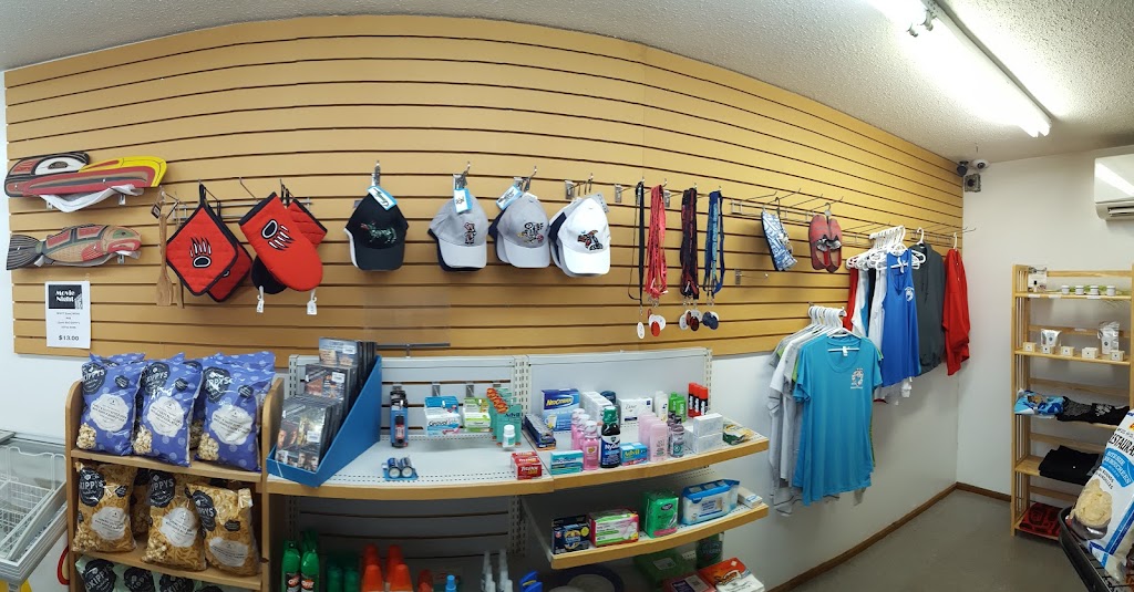 Bear Essentials Gas Bar | 46100 Hicks Rd, Boston Bar, BC V0K 1C0, Canada | Phone: (604) 867-9259