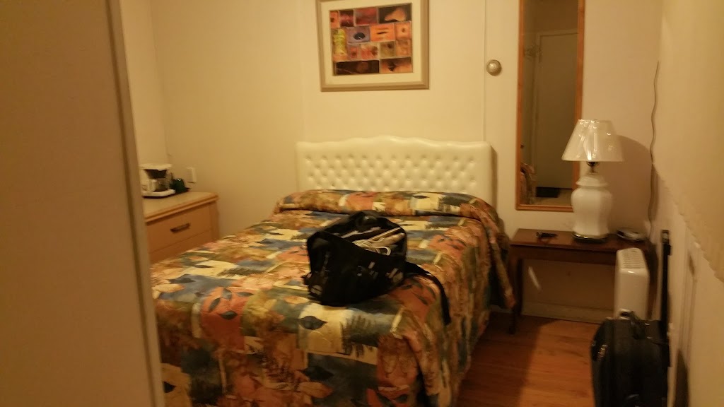 Hi-Way Motel | 2010 Saskatchewan Ave W, Portage la Prairie, MB R1N 0P2, Canada | Phone: (204) 857-8771
