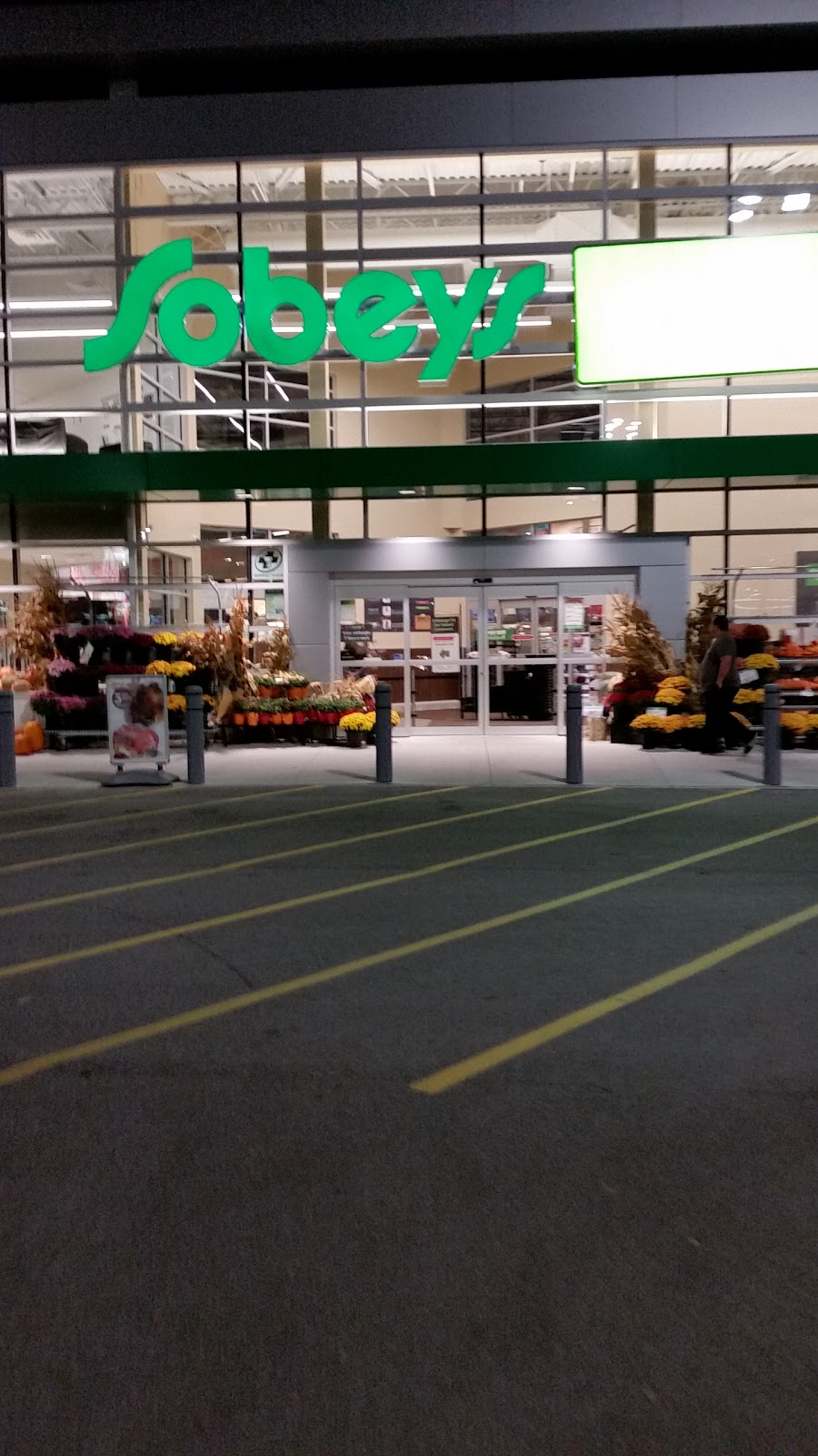 Sobeys Extra | 661 Wonderland Rd N, London, ON N5H 0H9, Canada | Phone: (519) 471-3560