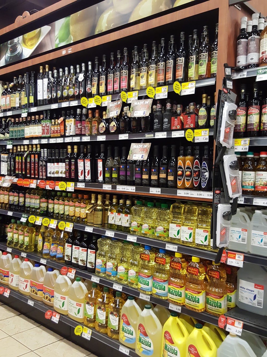 Longos Southeast Oakville | 469 Cornwall Rd, Oakville, ON L6J 7S8, Canada | Phone: (905) 338-1255