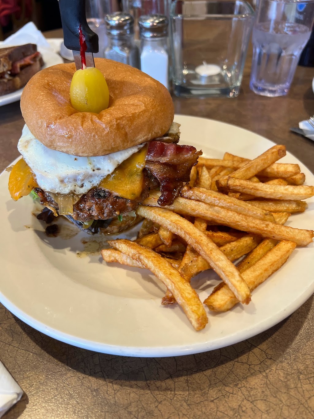 Black Creek Diner | 8268 N Island Hwy, Black Creek, BC V9J 1H7, Canada | Phone: (778) 428-5680
