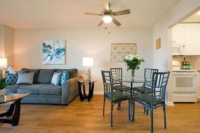 Mountain View Apartments | 222 Ninth St, Collingwood, ON L9Y 4L9, Canada | Phone: (705) 446-1100