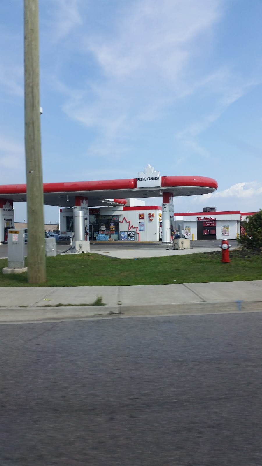 Petro-Canada | 7995 Dixie Rd, Brampton, ON L6T 4P2, Canada | Phone: (905) 793-4772