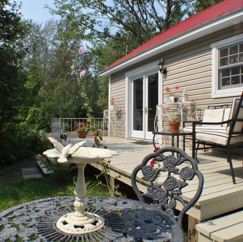 CHALET LE ST-OCTAVE | 22 Rue Farley, Dosquet, QC G0S 1H0, Canada | Phone: (418) 728-2419