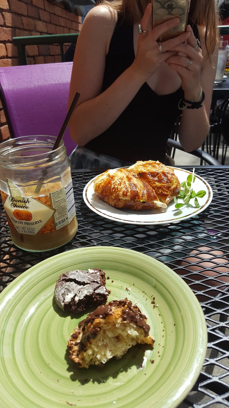 Shirlee Bird Cafe | Sycamore Square, 1200 Harris Ave #100, Bellingham, WA 98225, USA | Phone: (360) 746-2288