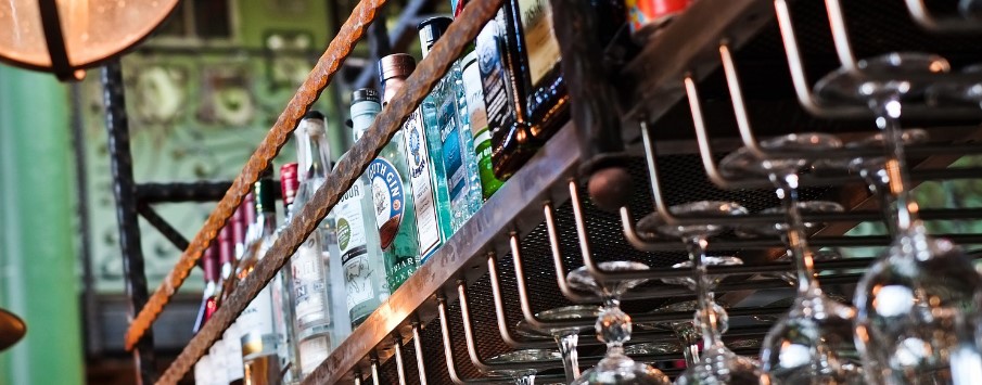 Club15 Cheers Tavern | 105 Main St, Kelliher, SK S0A 1V0, Canada | Phone: (306) 675-2220