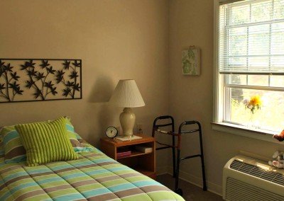 Peregrine Senior Living at Cheektowaga | 575 Cayuga Creek Rd, Cheektowaga, NY 14227, USA | Phone: (716) 893-3000