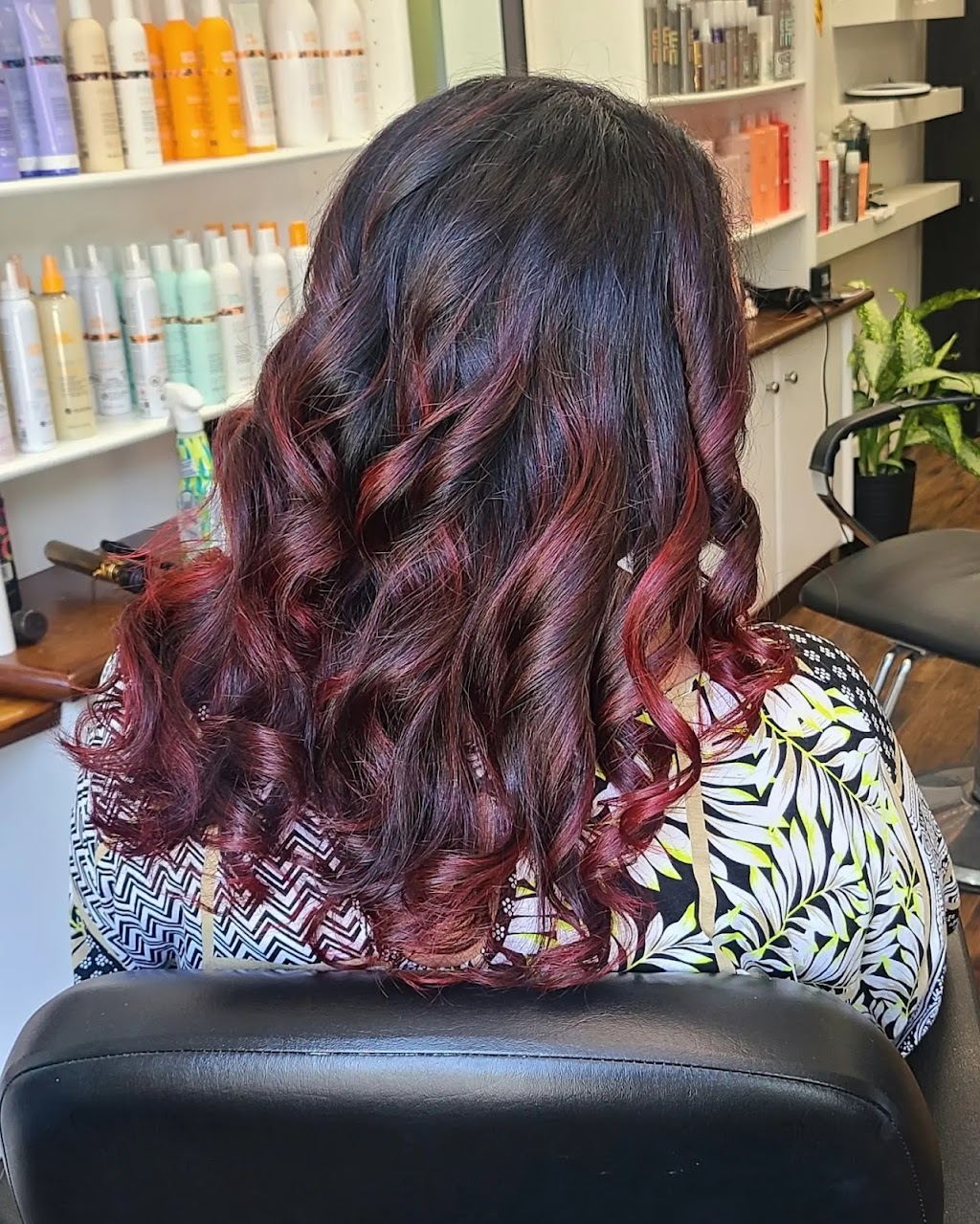 Luxe Salon | 4573 Marine Ave A, Powell River, BC V8A 2K5, Canada | Phone: (604) 485-1211