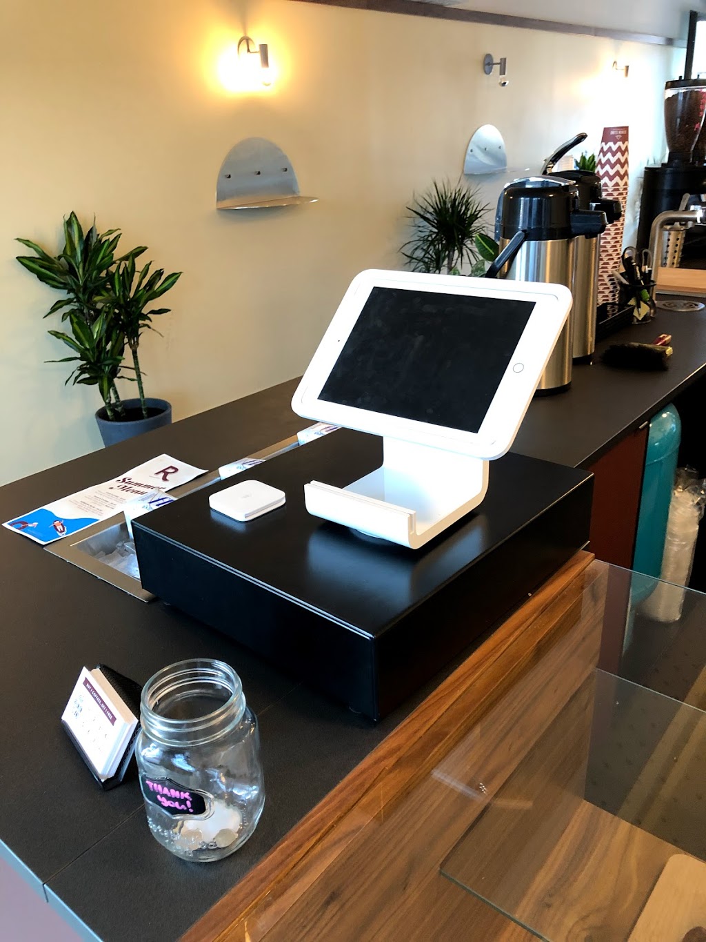 Reunion Island Coffee | 28 Bathurst St, Toronto, ON M5V 0C6, Canada