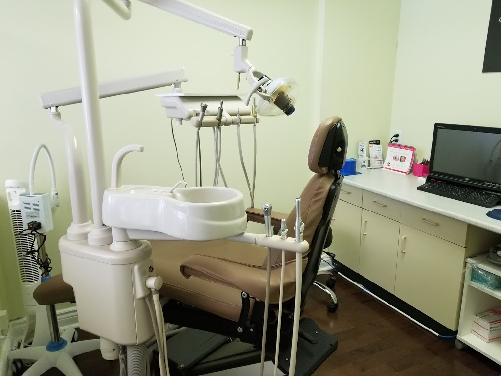 Antonio Cordeiro Denturist | 1474 Dundas St W, Toronto, ON M6J 1Y6, Canada | Phone: (416) 533-5133
