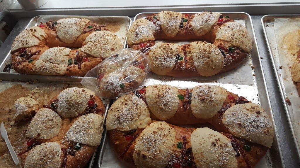 Victorias Mexican Bakery | 8056 King George Blvd, Surrey, BC V3W 5B5, Canada | Phone: (778) 578-7830