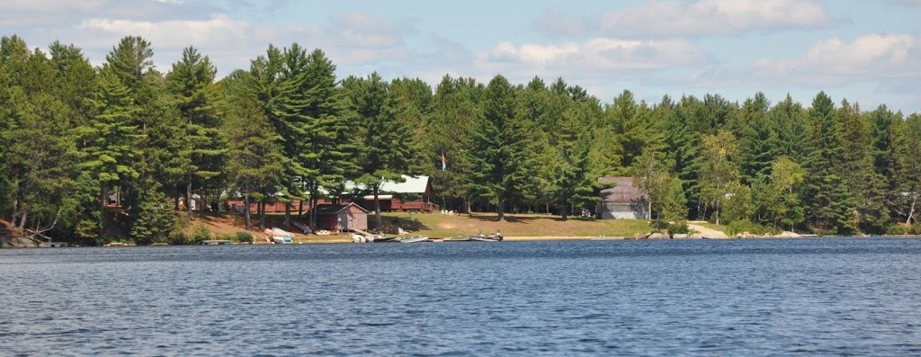 Club Kensington | 162 Chemin du Lac Kensington, Déléage, QC J9E 3A8, Canada | Phone: (819) 449-2416