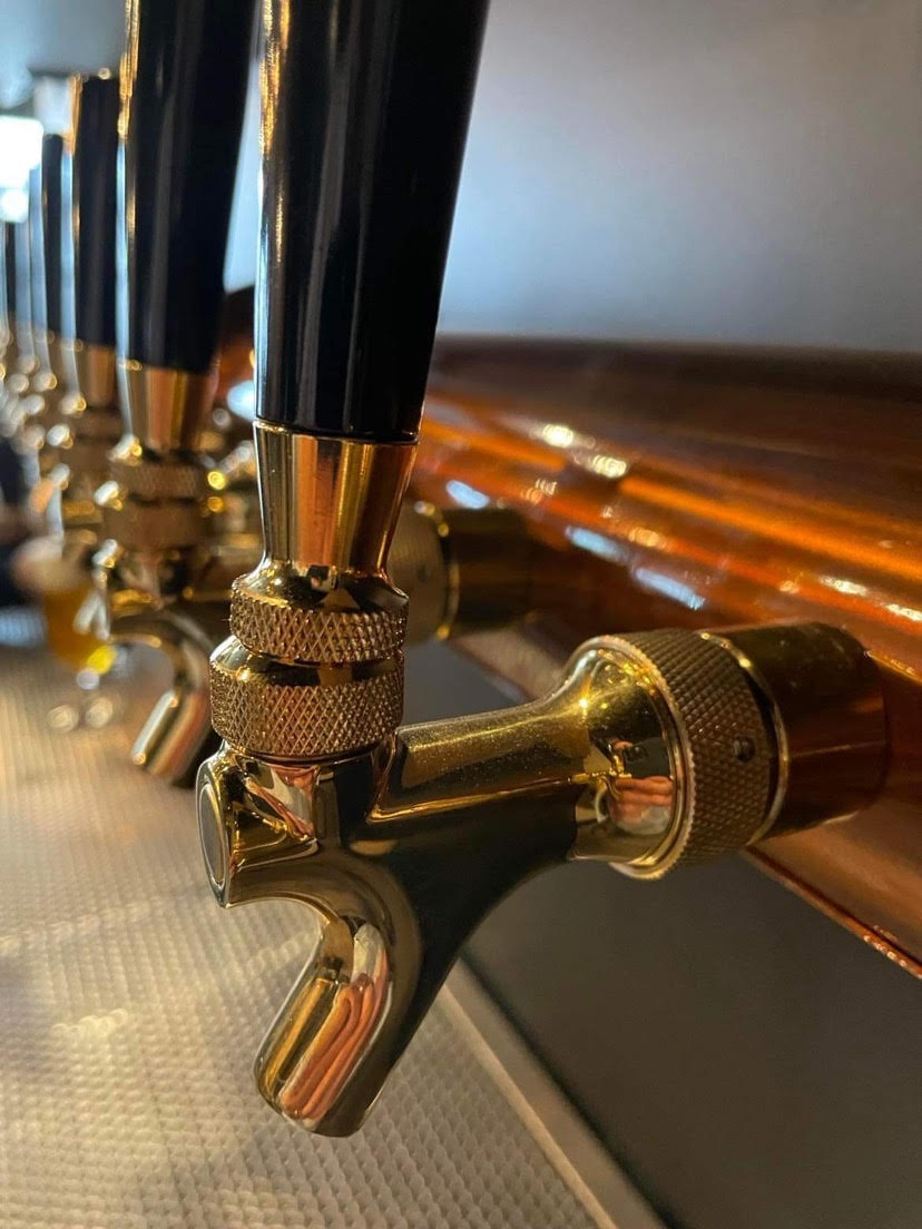 La Garnison - Microbrasserie & Resto-Pub | 4256 Rue Laval, Lac-Mégantic, QC G6B 1B5, Canada | Phone: (819) 583-3737