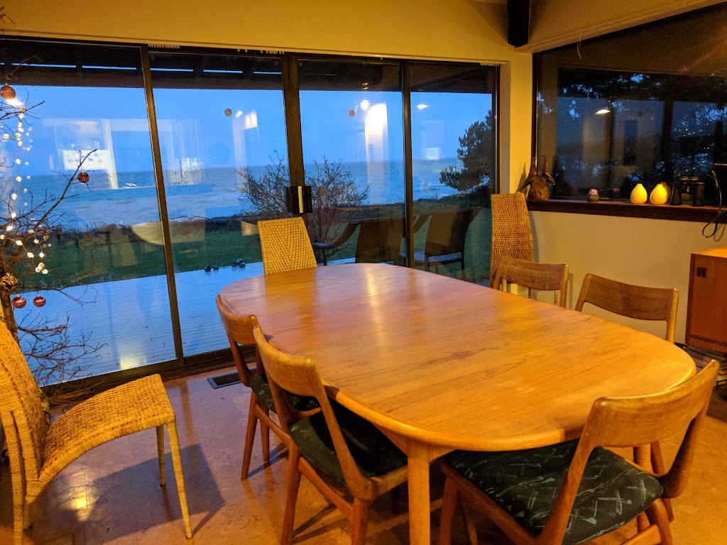 Kye Bay B&B | 1549 Kye Bay Rd, Comox, BC V9M 3T7, Canada | Phone: (250) 465-1878