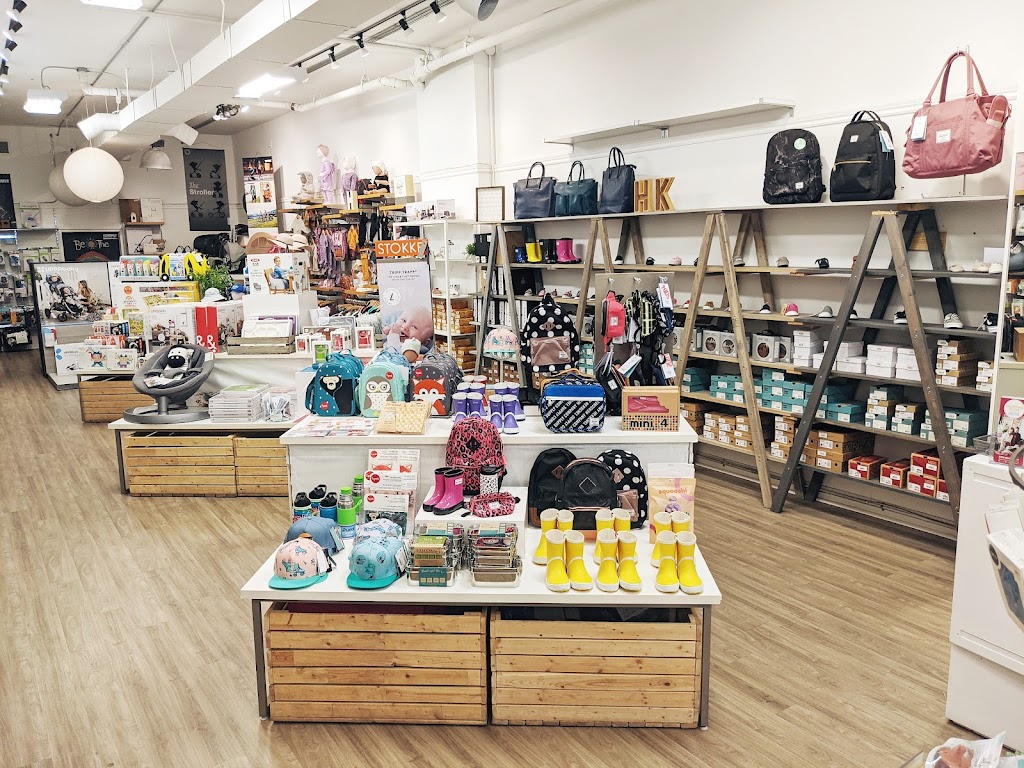 Hip Kids | 233 Princess St, Kingston, ON K7L 1B3, Canada | Phone: (613) 531-0404