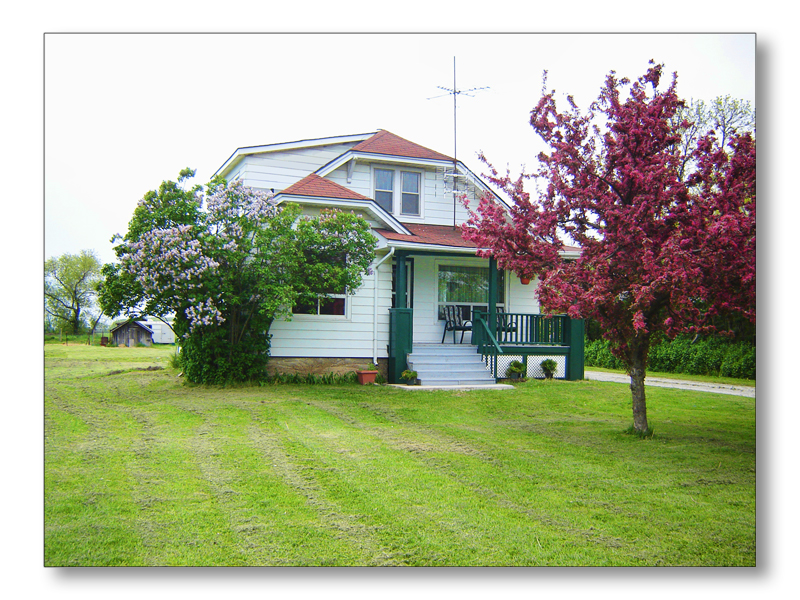 Hannas Irish Vacation Farmhouse | 724 Port Maitland Rd, Dunnville, ON N1A 2W6, Canada | Phone: (905) 774-7028