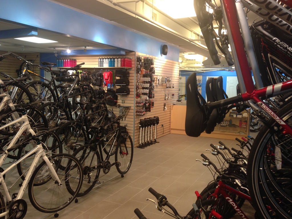 Pop A Wheelie | 2100 Bloor St W #4, Toronto, ON M6S 1M7, Canada | Phone: (416) 769-0606