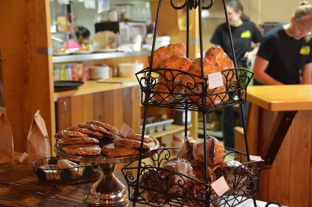 Chef Big Ds | 38042 Cleveland Ave, Squamish, BC V8B 0A1, Canada | Phone: (604) 892-0224