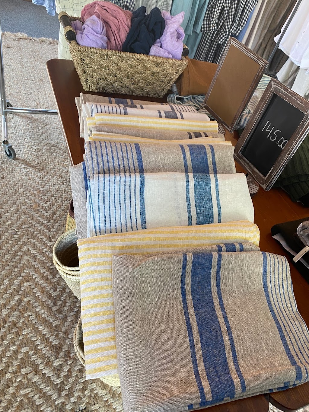 Flinn Market Linen | 25 Pleasant St, Chester, NS B0J 1J0, Canada | Phone: (647) 542-0976
