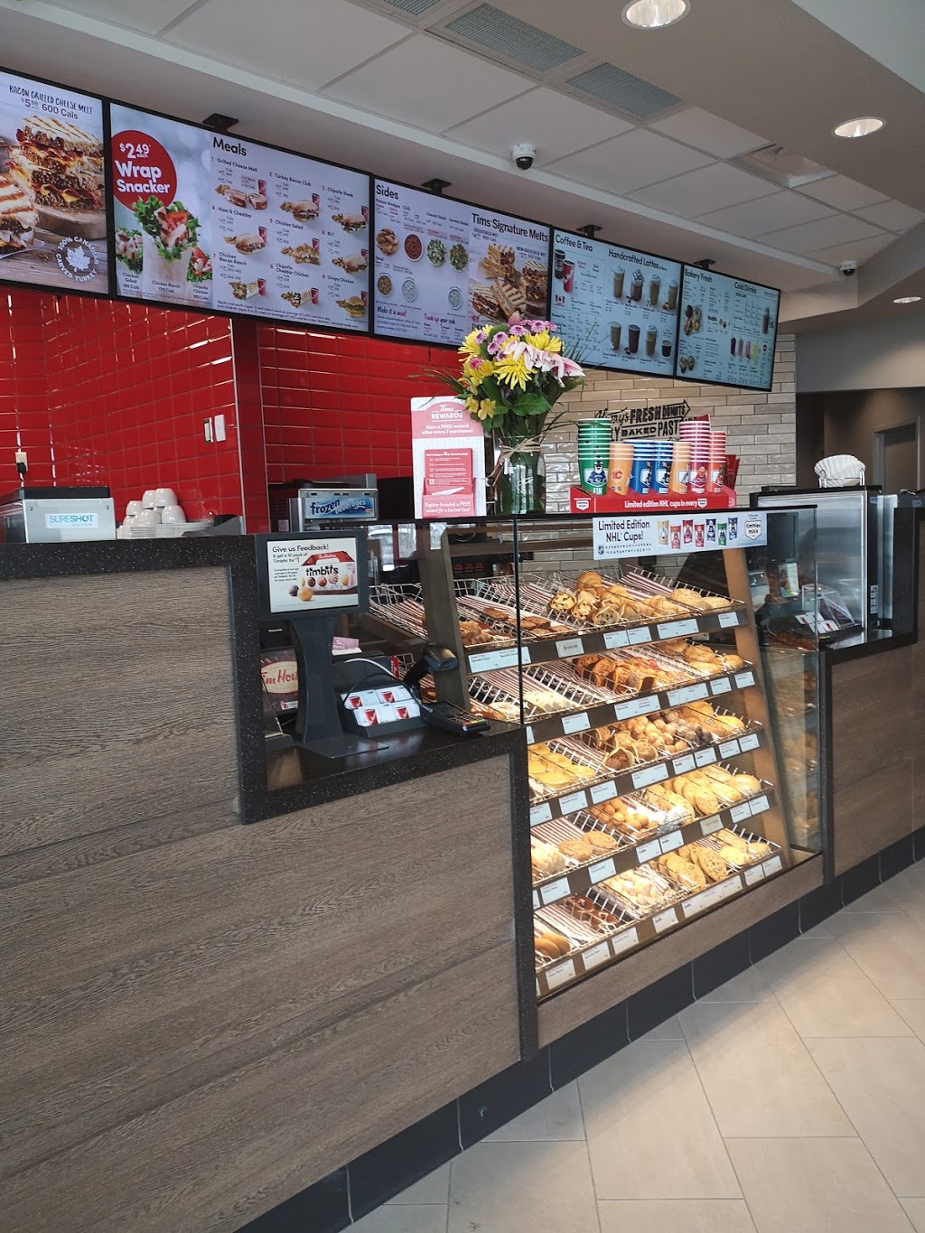 Tim Hortons | SE Corner Of 14th St. &, 110 Ave SW, Calgary, AB T3K 0Z7, Canada | Phone: (825) 222-6500