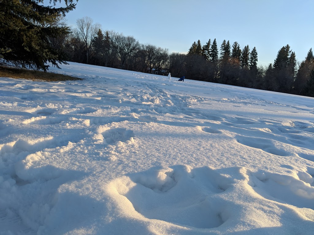 Holiday Park | 1205 Schuyler St, Saskatoon, SK S7M 1L1, Canada | Phone: (306) 975-3300
