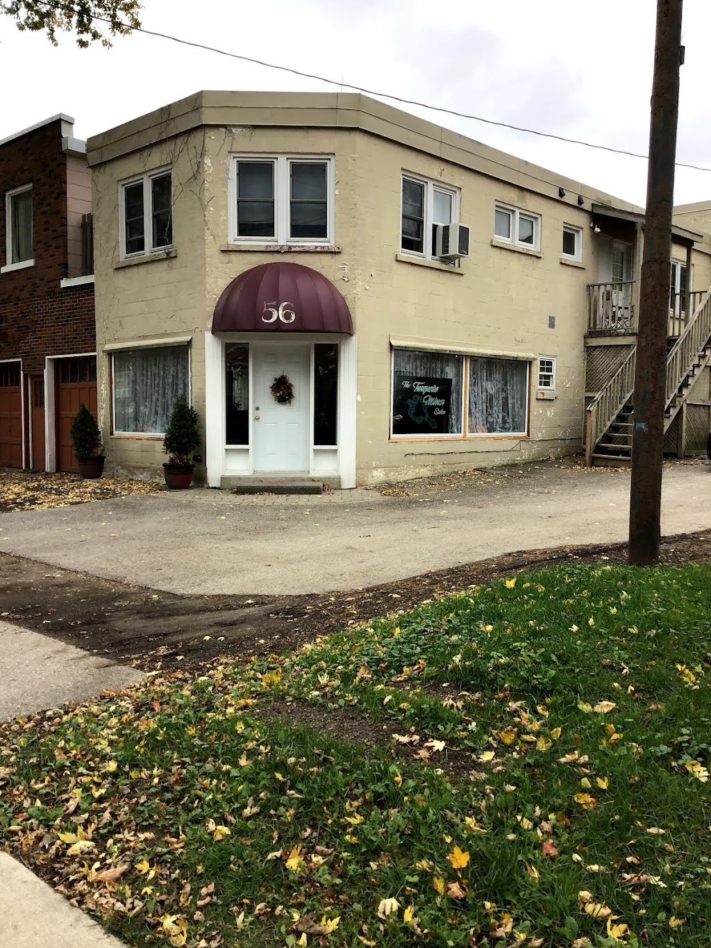 The Turquoise Mirror | 1-56 Nile St, Stratford, ON N5A 4C4, Canada | Phone: (519) 305-2257