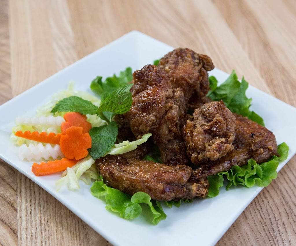 DUNDAS Eat + Drink - six o pho | 2077 Dundas St, Vancouver, BC V5L 1J5, Canada | Phone: (604) 420-1200