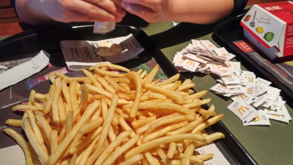 McDonalds | 4801 E Hastings St, Burnaby, BC V5C 2L1, Canada | Phone: (604) 718-1015