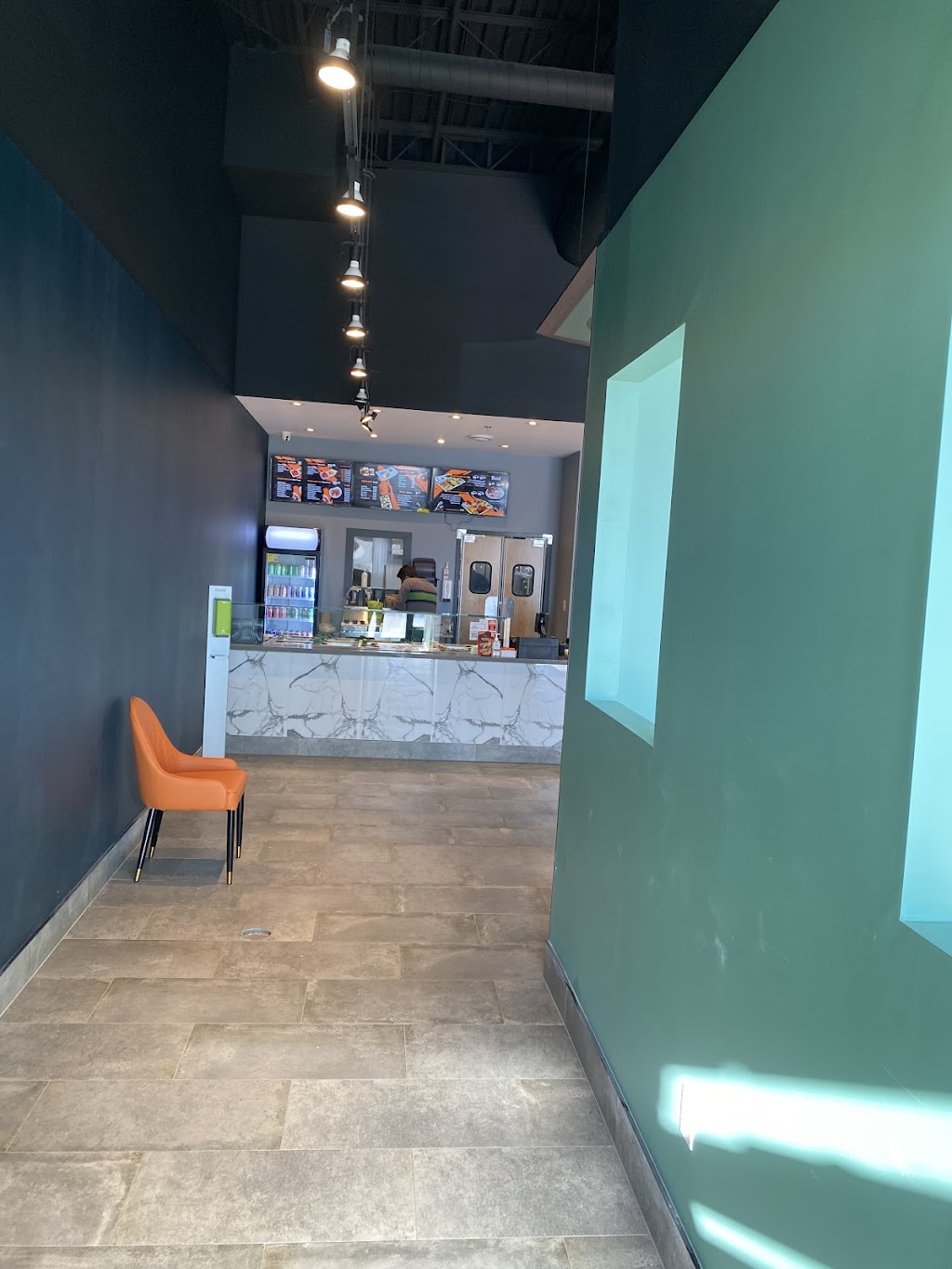 Daal Roti Express | 1070 Rest Acres Rd Unit A-6, Paris, ON N3L 0B5, Canada | Phone: (519) 442-1001