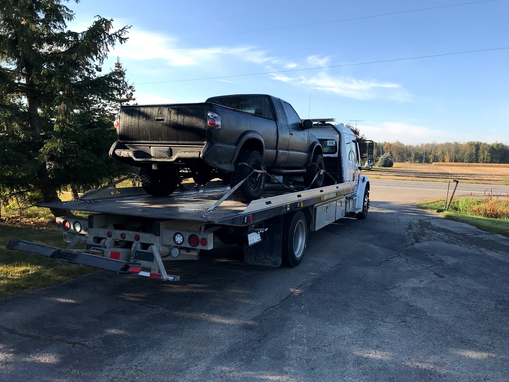Freeway Auto Service & Towing | 79 Racine Rd, Etobicoke, ON M9W 2Z4, Canada | Phone: (416) 740-5600