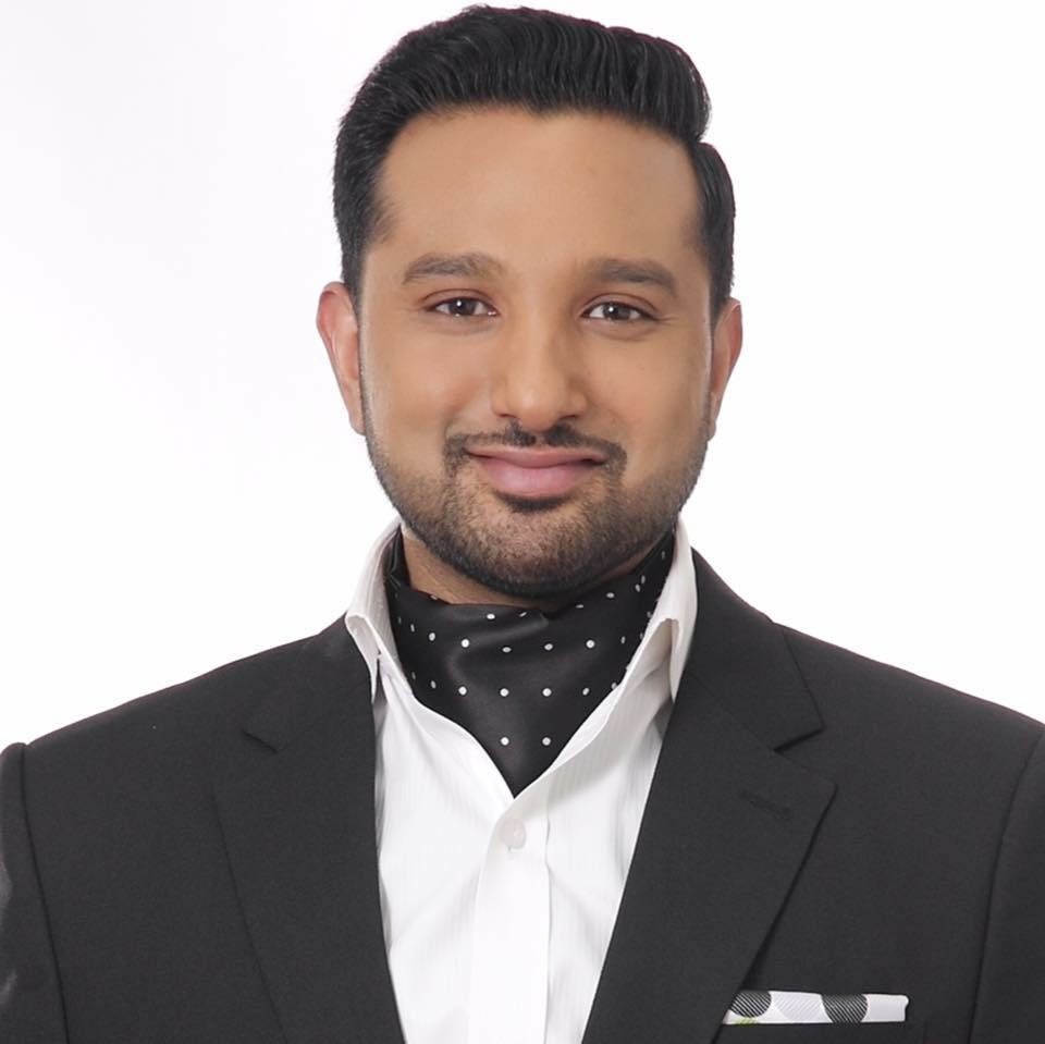 Mitch Vora & Team | 1 The East Mall Crescent, Etobicoke, ON M9B 6G8, Canada | Phone: (416) 626-2020