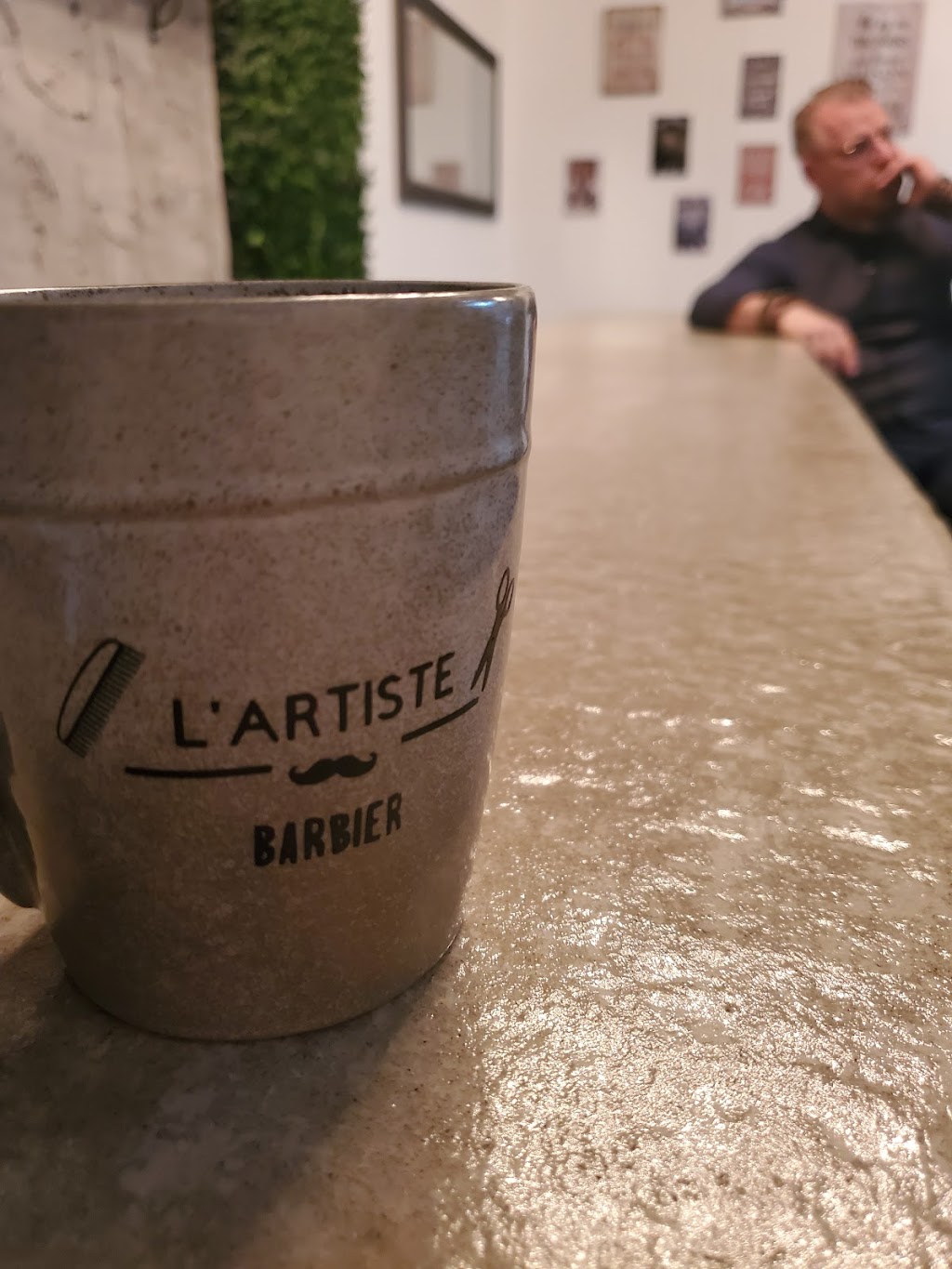 Lartiste barbier | 3090 Chem. de la Rivière-Cachée, Boisbriand, QC J7H 1H9, Canada | Phone: (514) 913-9392