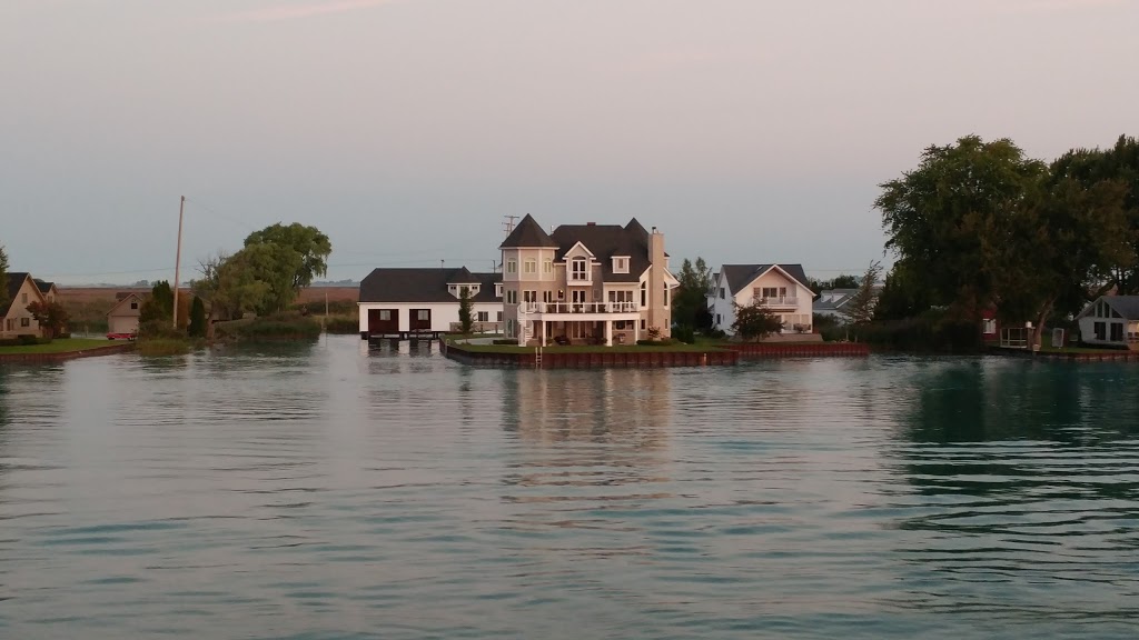 South Channel Bed & Breakfast | 5850 Green Dr, Harsens Island, MI 48028, USA | Phone: (313) 310-9860