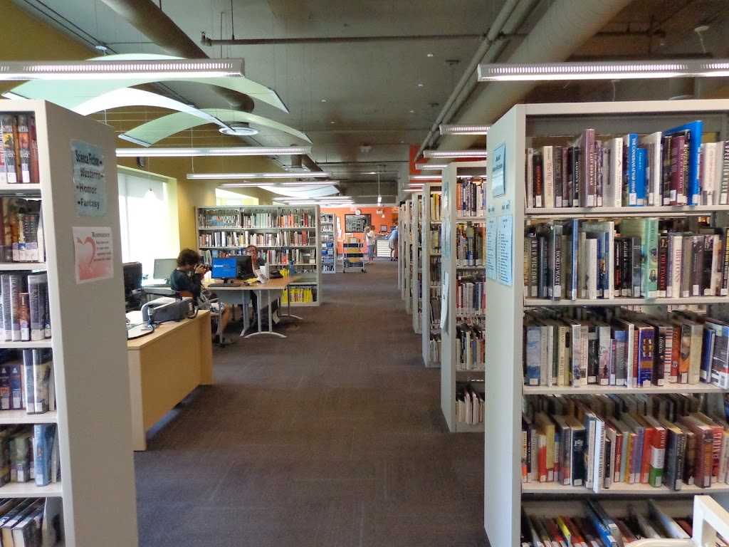 Vancouver Island Regional Library - Comox | 1720 Beaufort Ave #101, Comox, BC V9M 1R7, Canada | Phone: (250) 339-2971