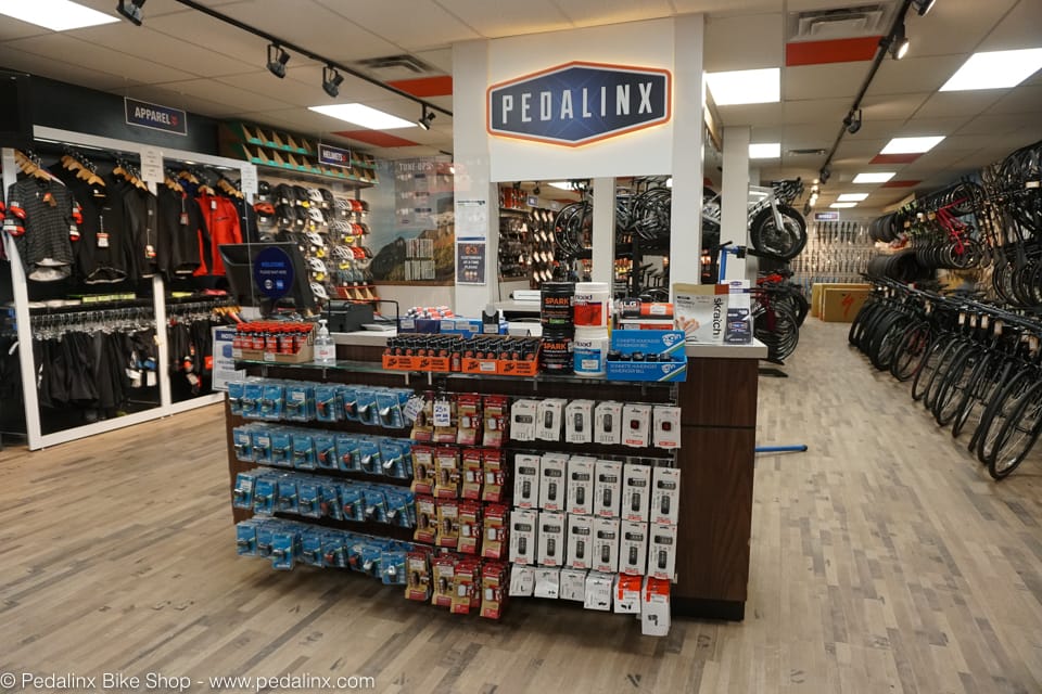 Pedalinx Bike Shop | 531 College St, Toronto, ON M6G 1A8, Canada | Phone: (647) 348-2453