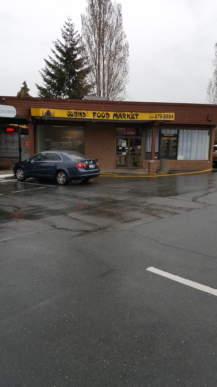 Gobind Food Market | 4011 Quadra St, Victoria, BC V8X 4C7, Canada | Phone: (250) 479-8884