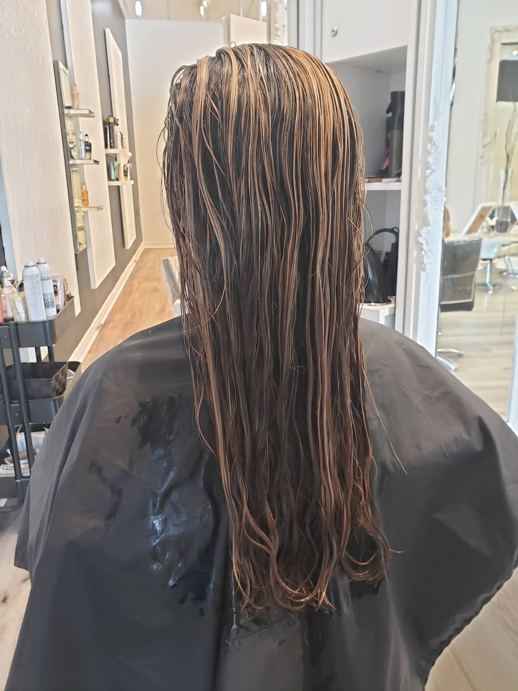 Becoming Hair Studio | 133 Pedersen Dr, Aurora, ON L4G 0E3, Canada | Phone: (905) 751-0003