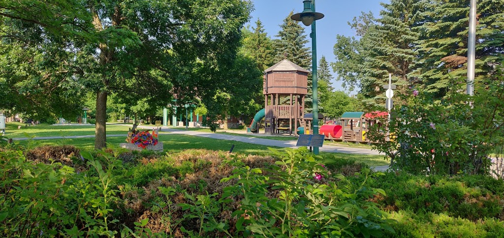 Village Square Park | 6000 Abbott St E, Stittsville, ON K2S 1E2, Canada | Phone: (613) 580-2595