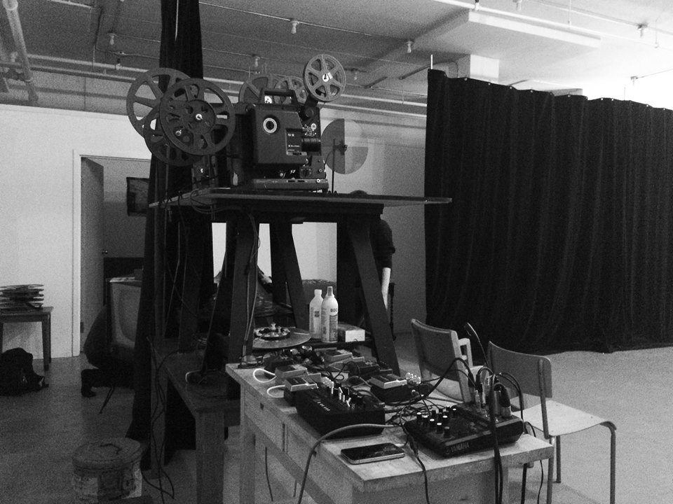 La lumière collective | 7080 Rue Alexandra #506, Montréal, QC H2S 3J5, Canada