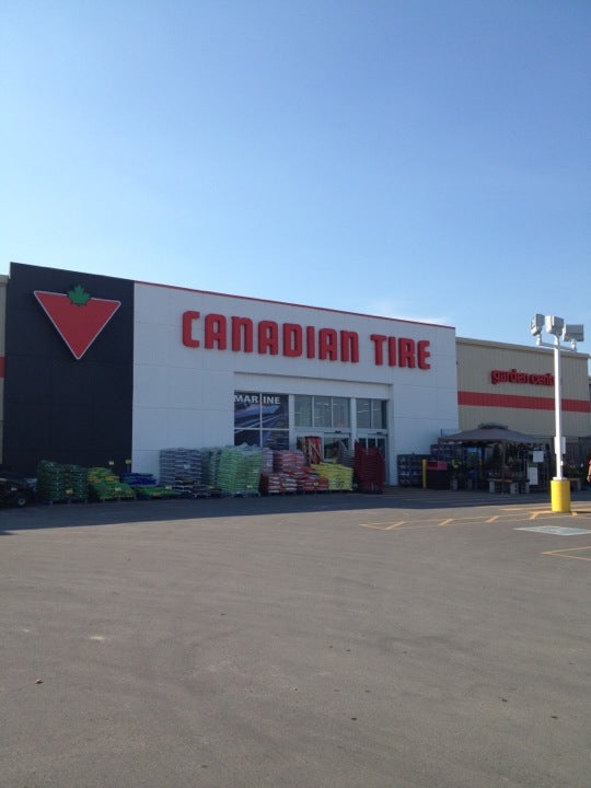 Canadian Tire | 160 Lindsay St, Fenelon Falls, ON K0M 1N0, Canada | Phone: (705) 887-3310