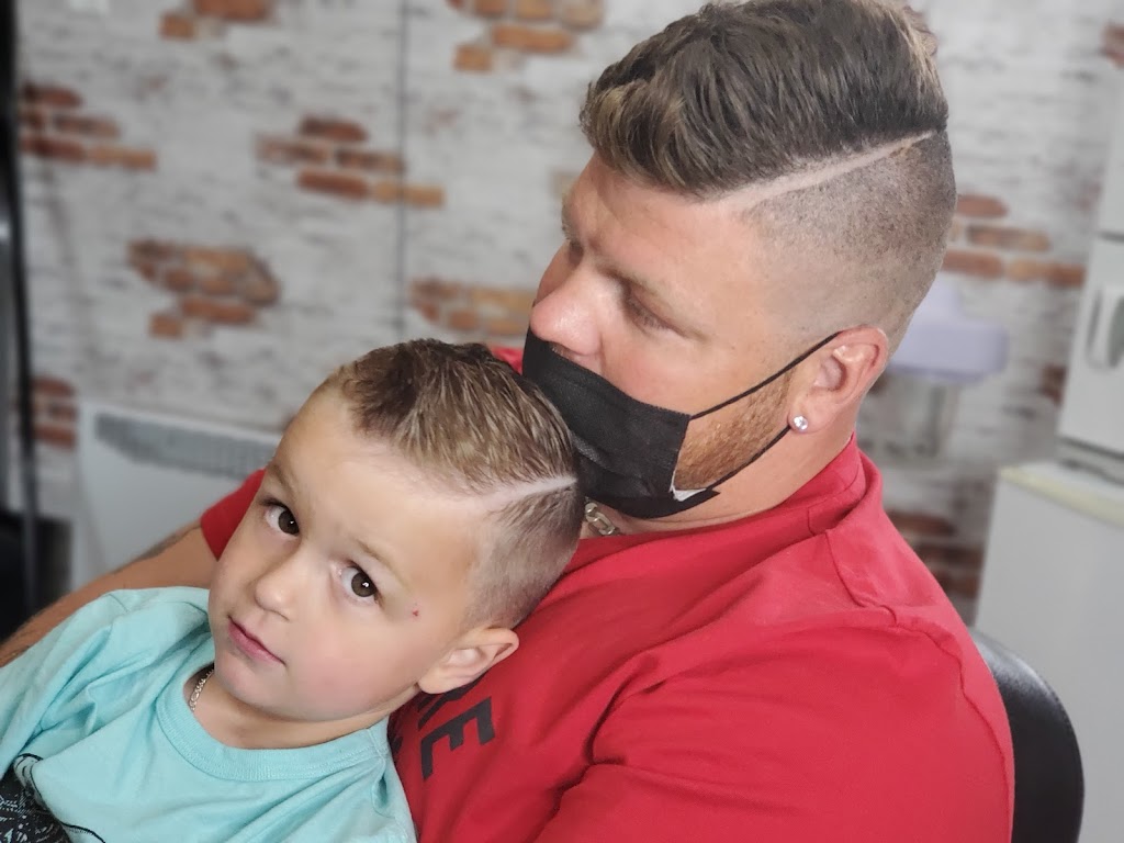 Studio Aryane LadyBarber | 522 Rue Charbonneau, Saint-Amable, QC J0L 1N0, Canada | Phone: (438) 347-2223