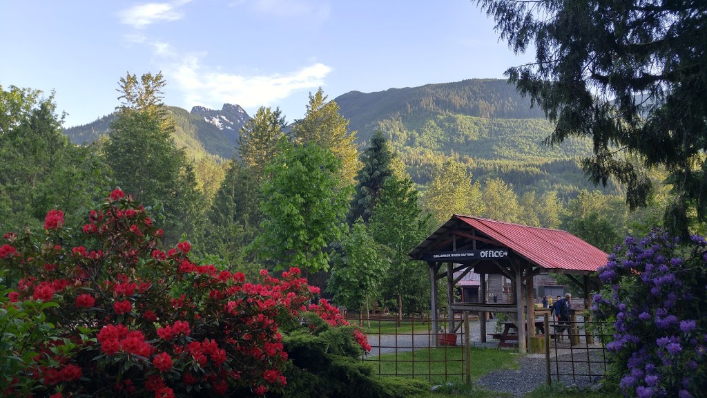 Chilliwack River Rafting | 49704 Chilliwack Lake Rd, Chilliwack, BC V4Z 1A7, Canada | Phone: (800) 410-7238