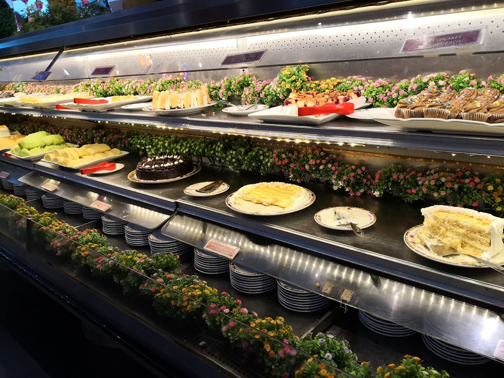 Frontenac Mall | 1300 Bath Rd, Kingston, ON K7M 4X4, Canada | Phone: (613) 544-9134