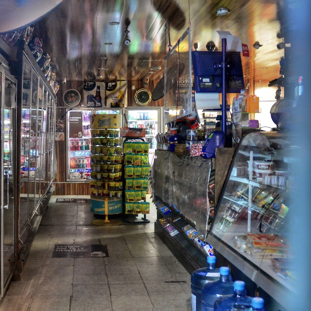 Dépanneur Tina + | 3571 Rue Sainte-Catherine E, Montréal, QC H1W 2E6, Canada | Phone: (514) 524-4400