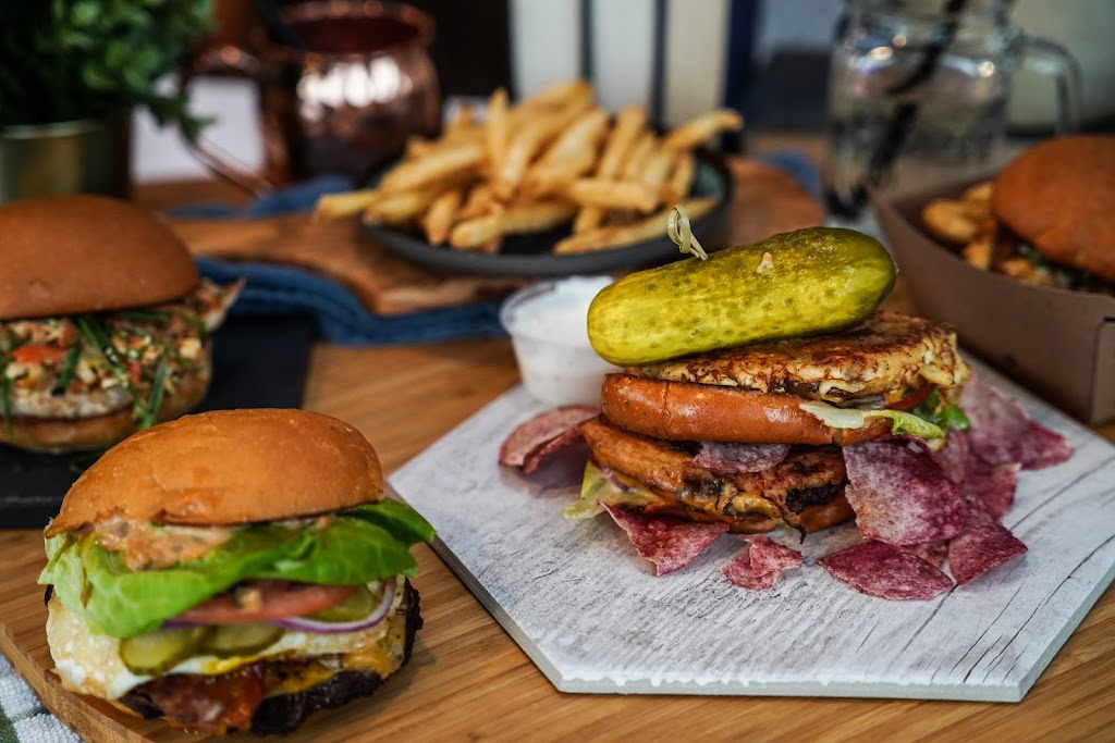 WTF Burger & Fries | 3140 King George Blvd, Surrey, BC V4P 1A5, Canada | Phone: (604) 385-1191
