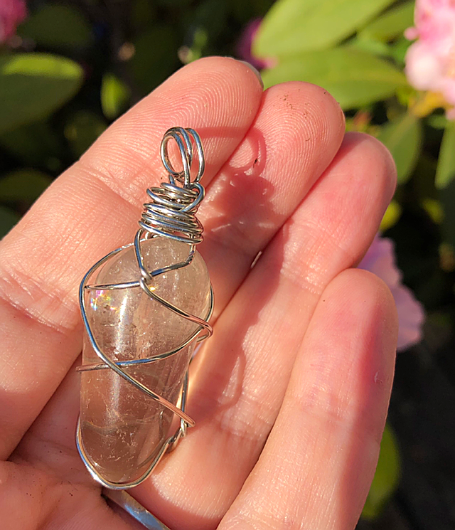 Pine-Opals | 758 Railway Ave, Nanaimo, BC V9R 4L2, Canada | Phone: (250) 729-1750