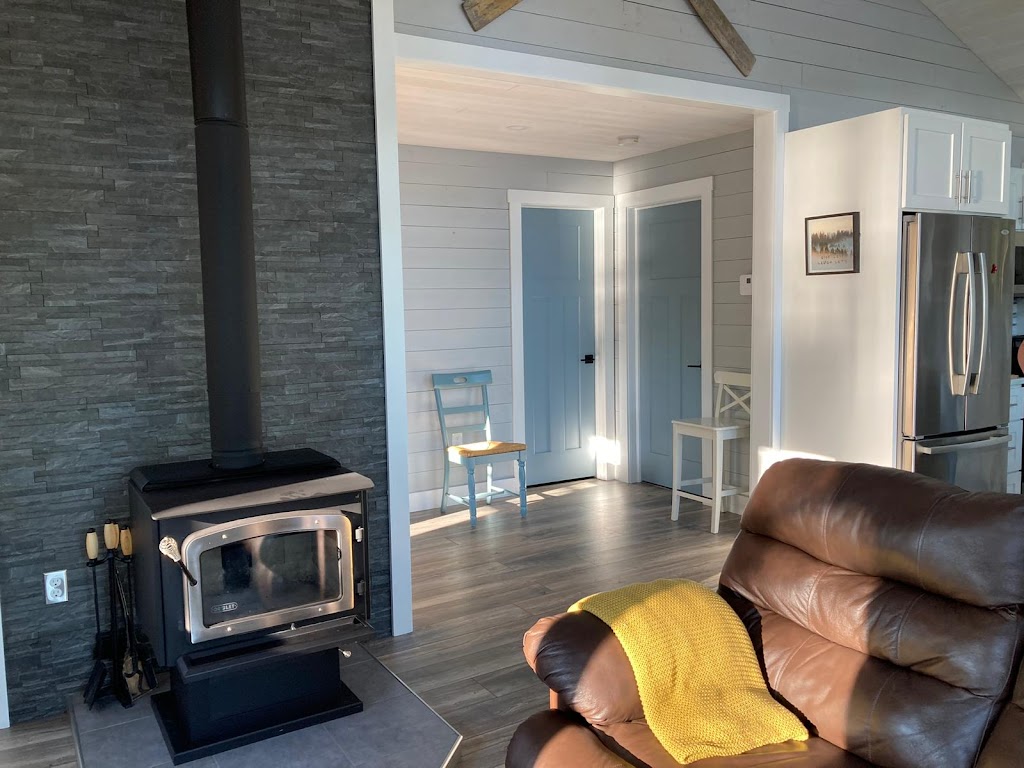 Westend Lakehouse | 639 Secret Rd, Salmon River, NS B0W 2Y0, Canada | Phone: 01575 6868960