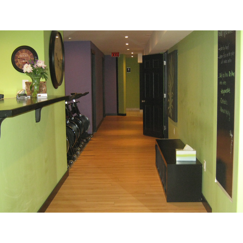 Kinnect Studio | 300 Holland St W #12, Bradford, ON L3Z 1J2, Canada | Phone: (905) 551-2456